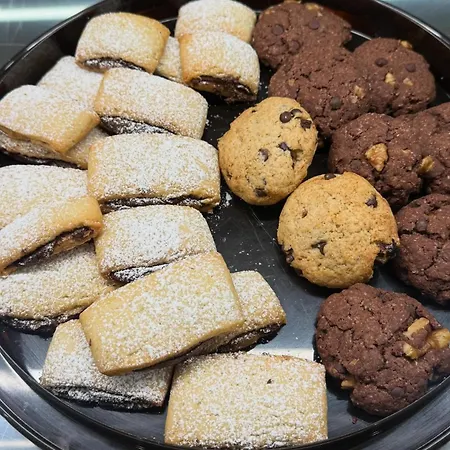 Alighieri 97 Nocleg ze śniadaniem 3*